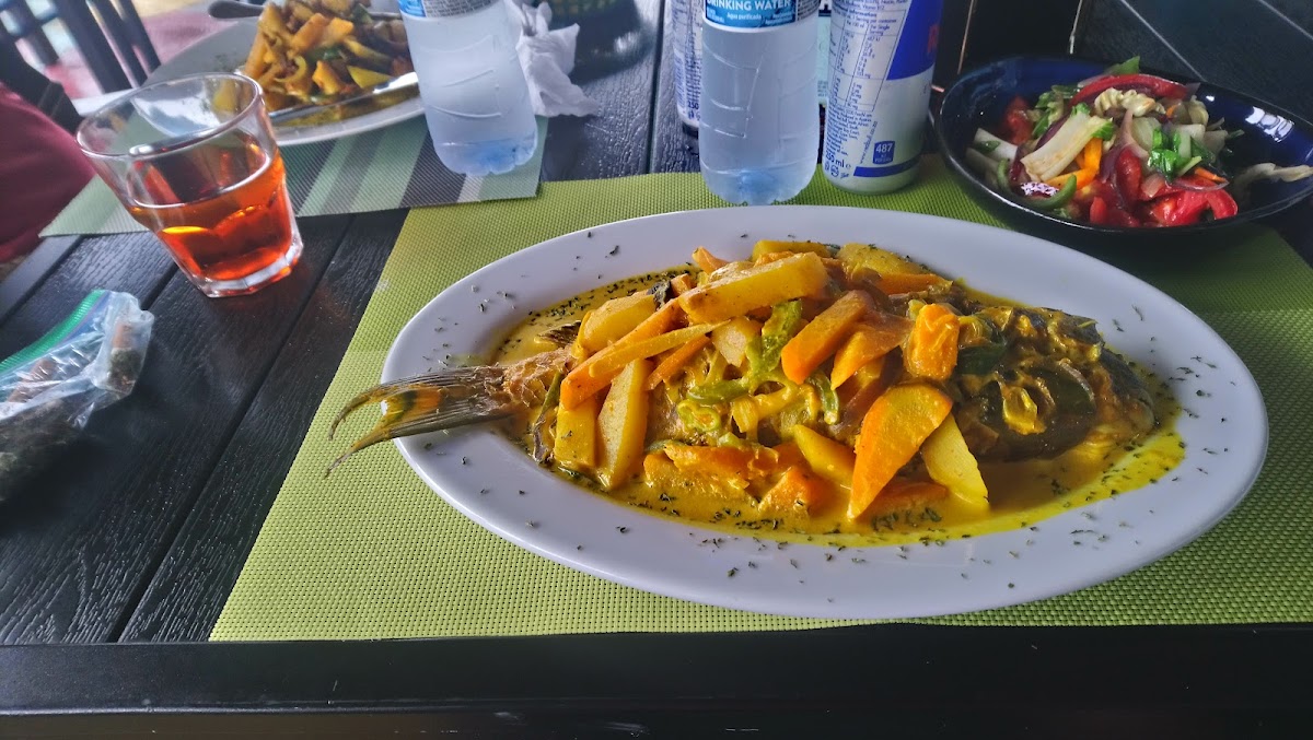 Starliner Seafood Wine-Bar And Grill-4